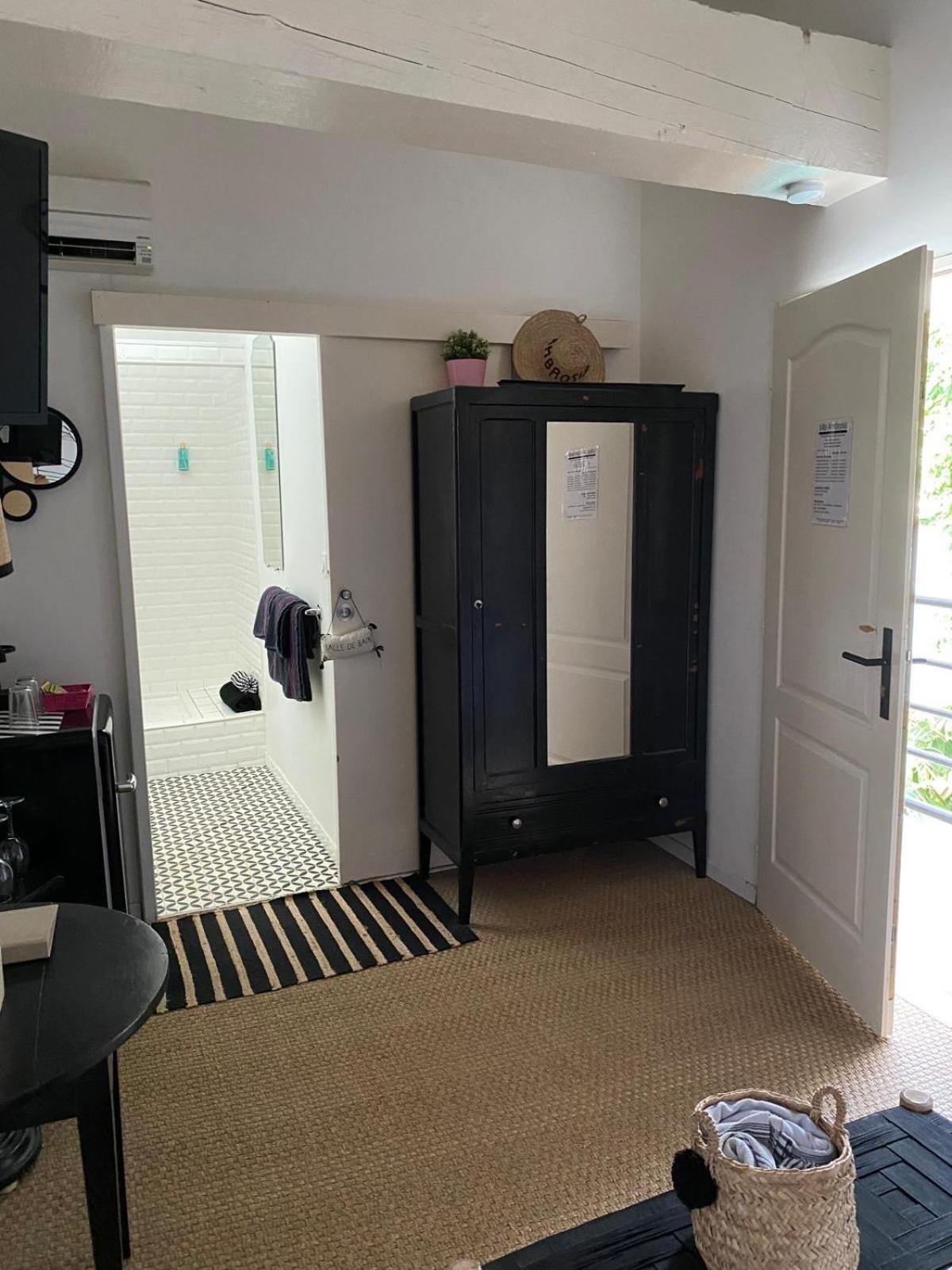 Chambre D'Hotes Villa Ambrosia Et Spa ナルボンヌ エクステリア 写真